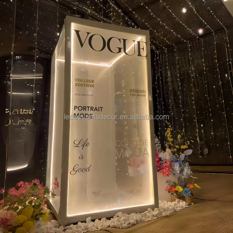 Décoration de scène de mariage - Lighting And Decor Magazine avis et prix